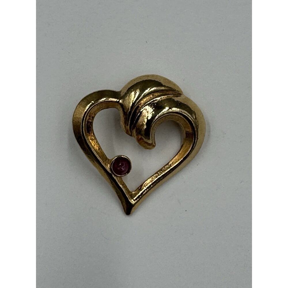 Gold Colored Open‎ Heart Stone Accent Lapel Pin